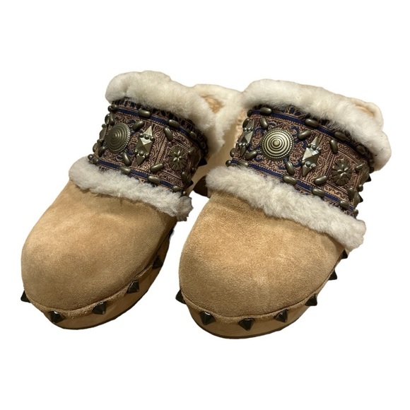 EUC - ASH Sherpa Lined Tan Suede & Wooden Clogs - size 36 - Picture 3 of 5